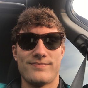 Meet your Posher, Evan